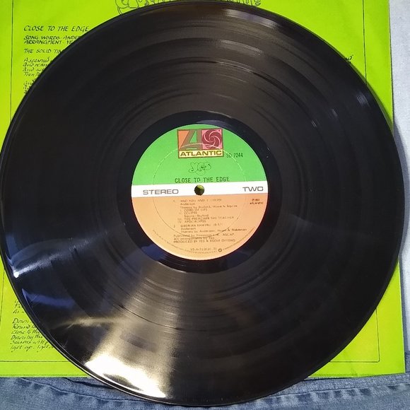 YES, Close To The Edge 1972 Textured gatefold Vinyl record - Picture 5 of 5